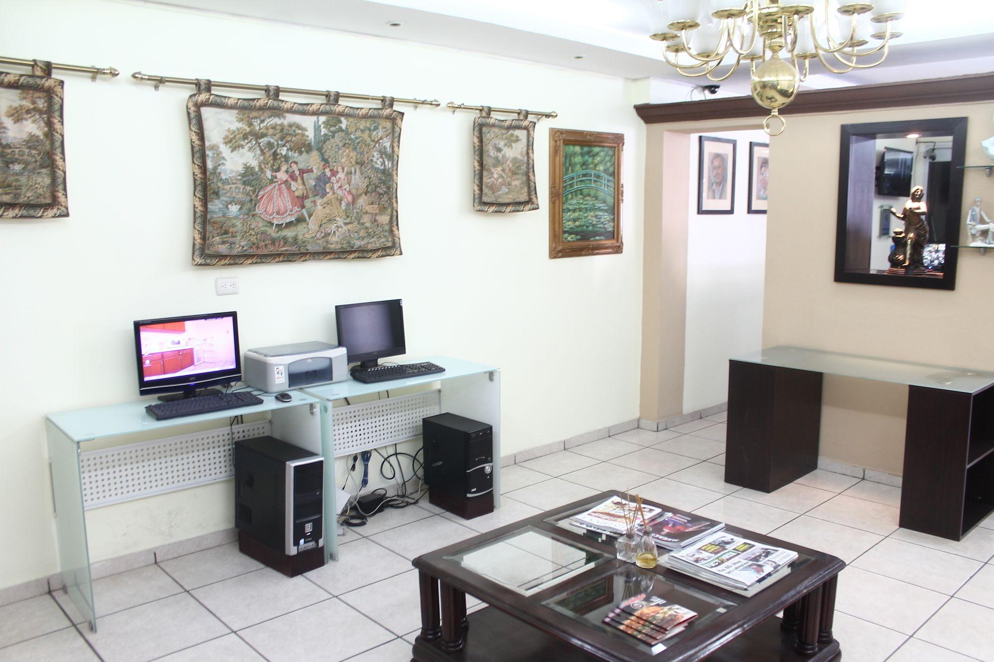 Hotel Rincon Real Suites Дуранго Экстерьер фото