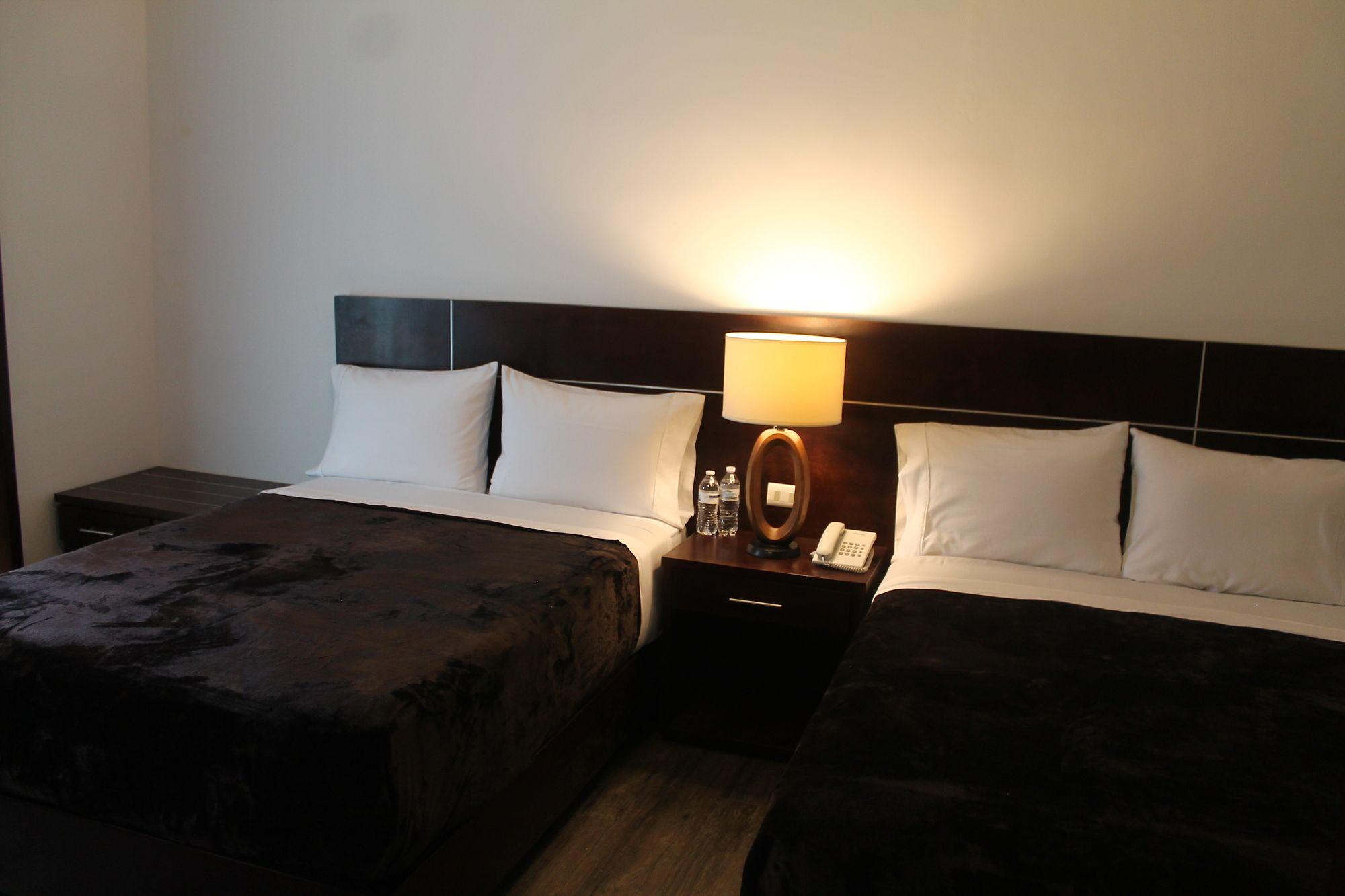 Hotel Rincon Real Suites Дуранго Экстерьер фото