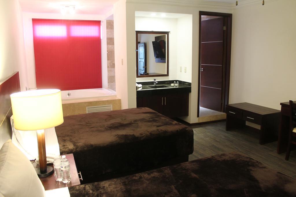 Hotel Rincon Real Suites Дуранго Экстерьер фото